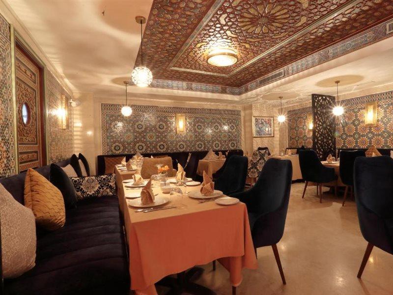 Le Palace D'anfa Hotel