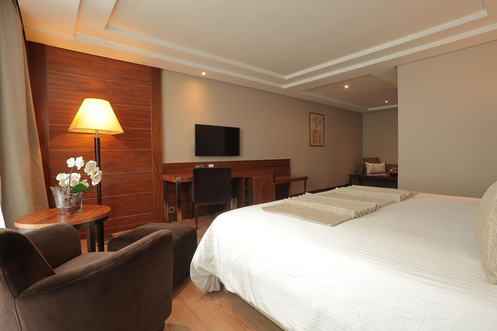 Le Palace D'anfa Hotel 5*