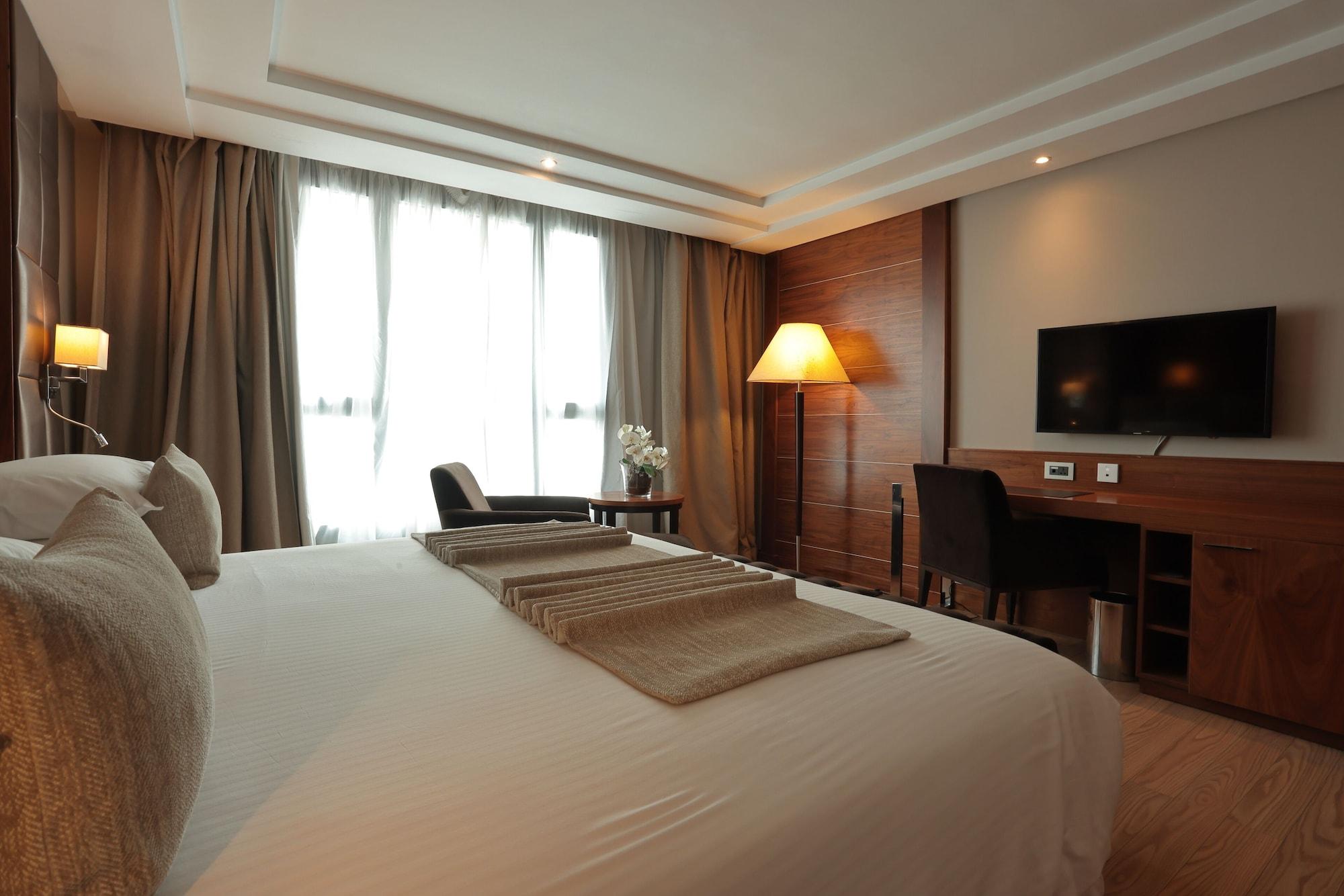 Le Palace D'anfa 5*